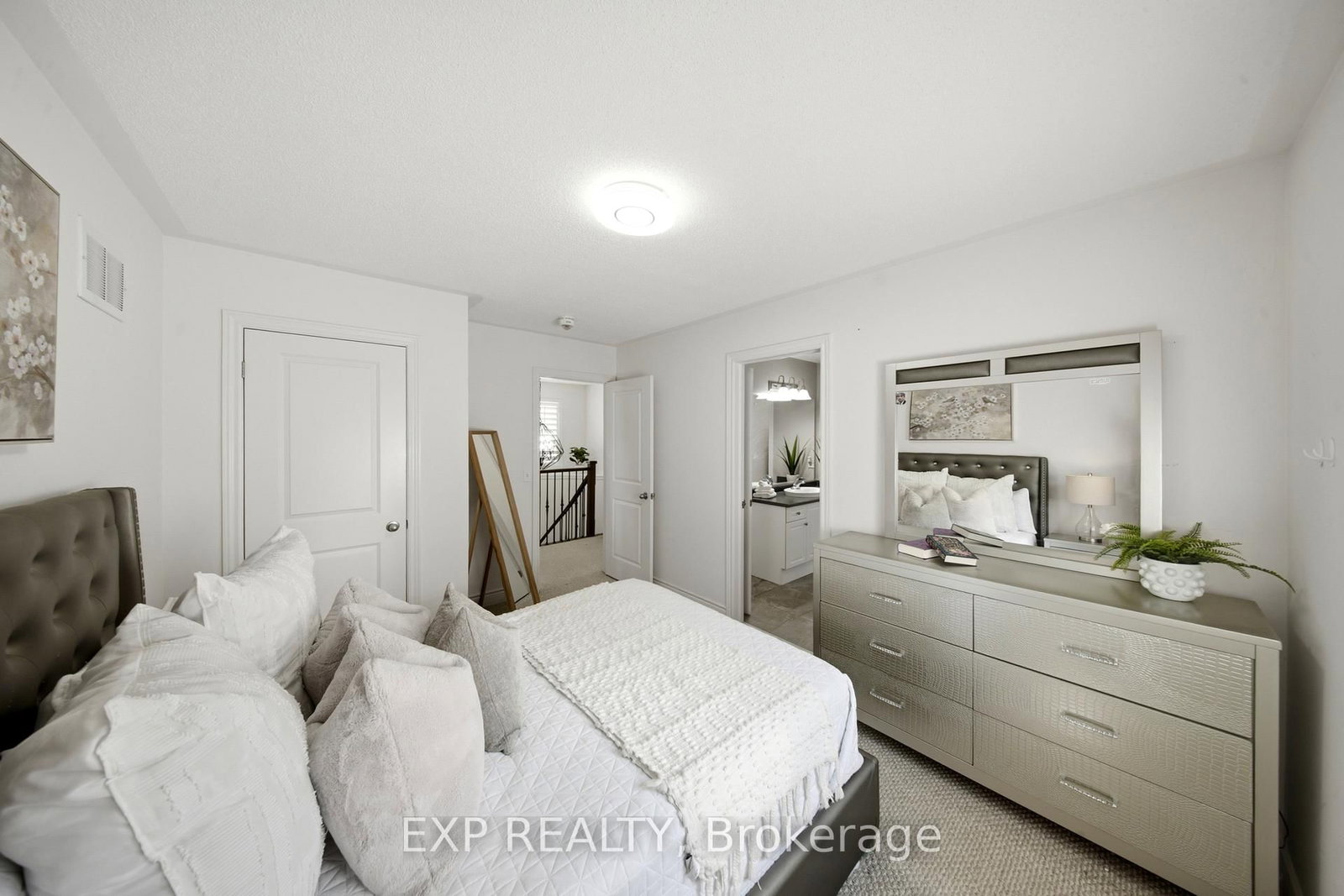 114 Chaumont Drive • Hamilton, ON photo 33