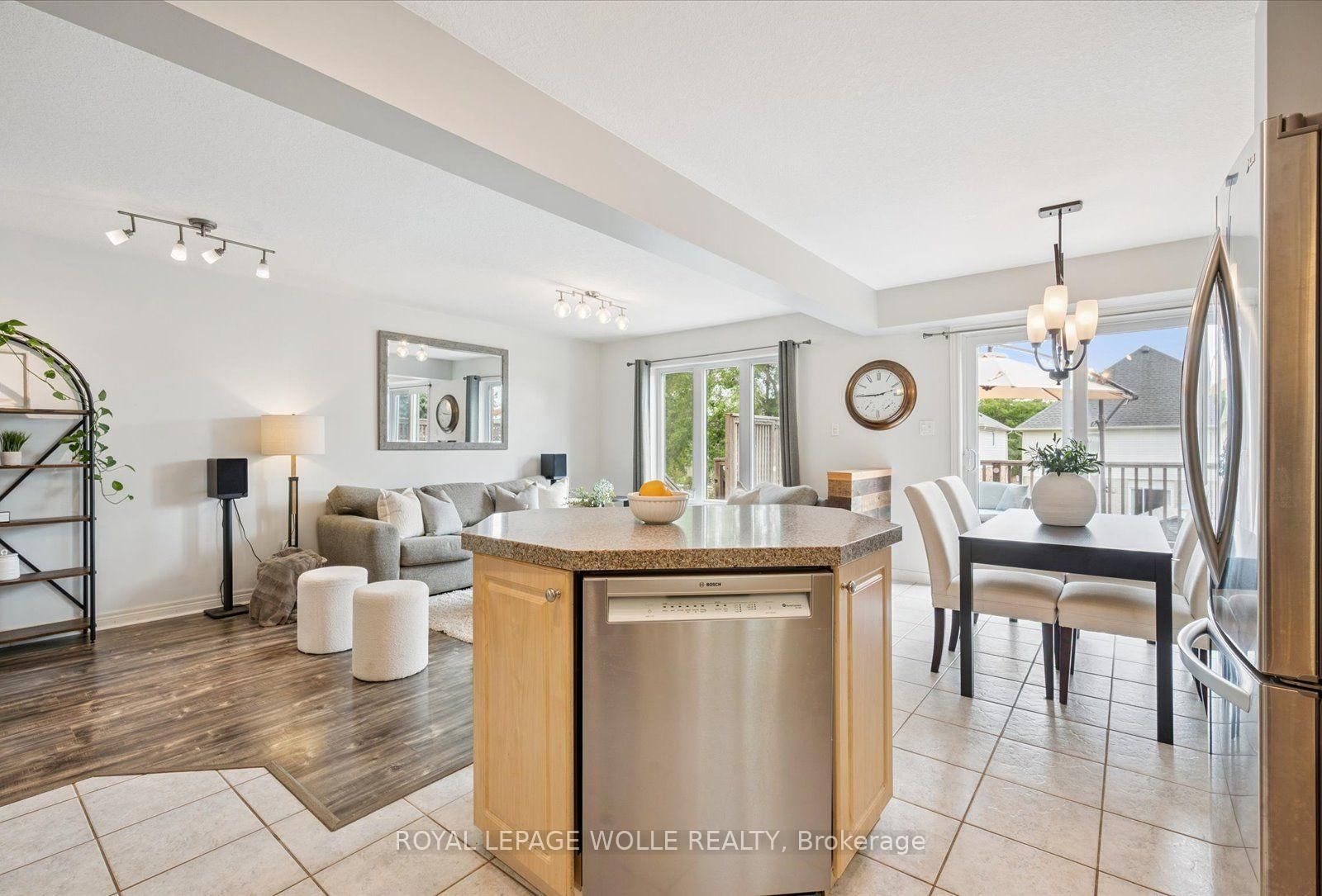 223 Hollyridge Crescent • Kitchener, ON photo 11