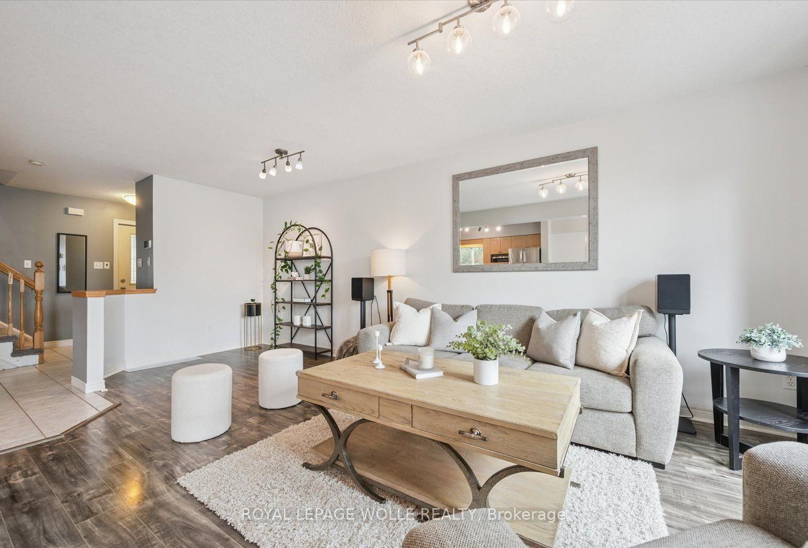 223 Hollyridge Crescent • Kitchener, ON photo 6