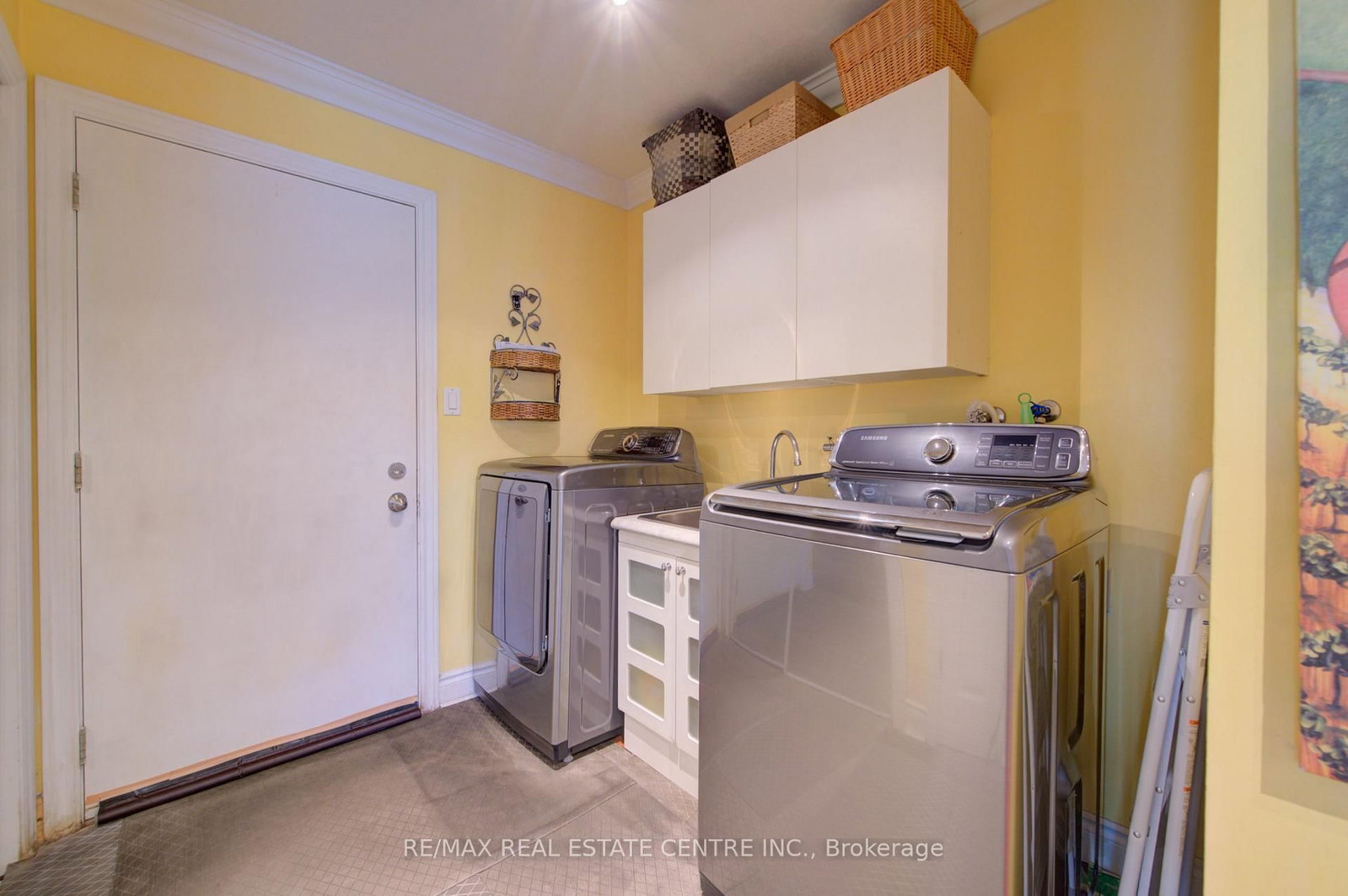 103 Southwood Drive • Cambridge, ON photo 37