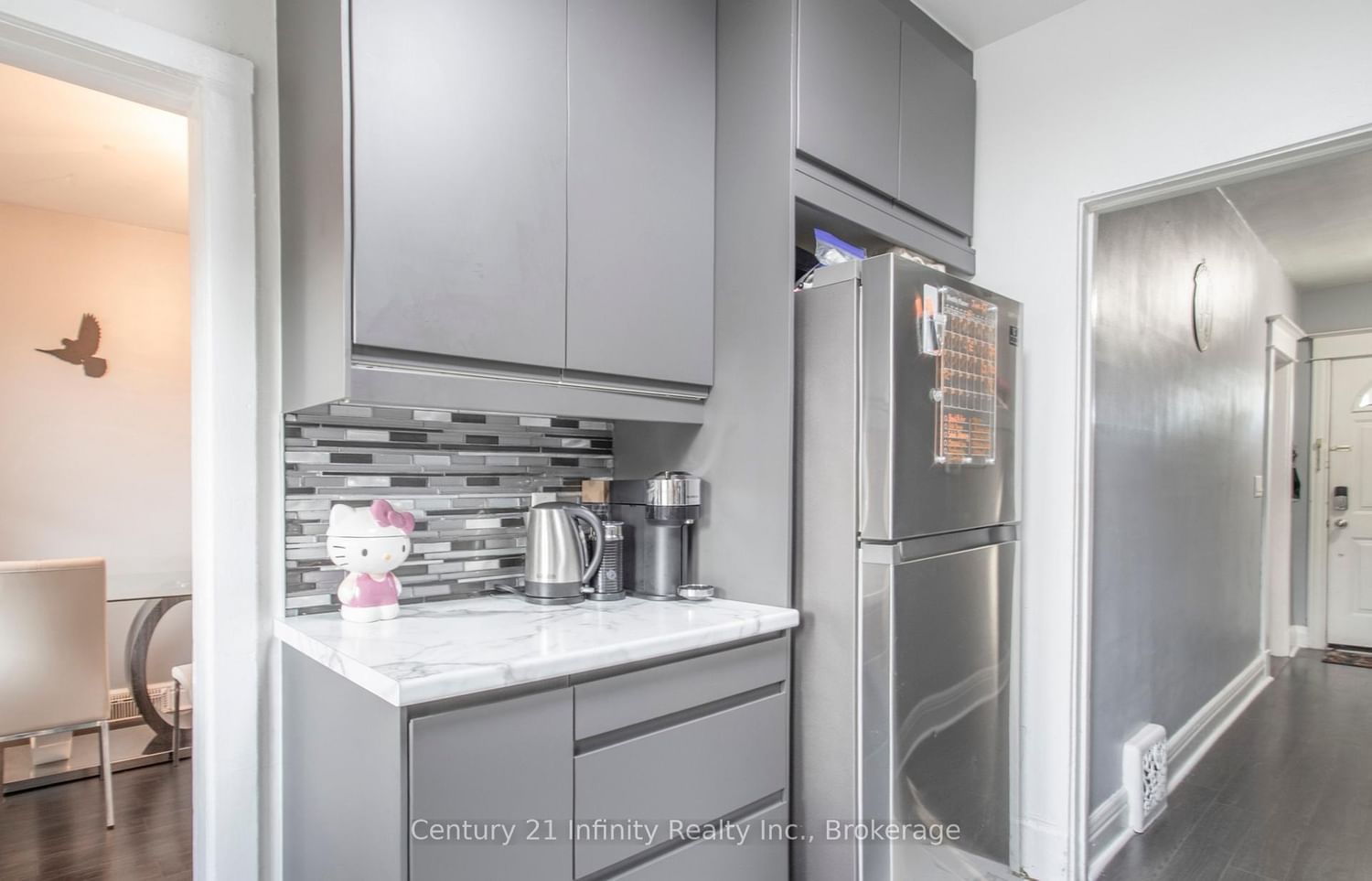 128 Birch Avenue • Hamilton, ON photo 4