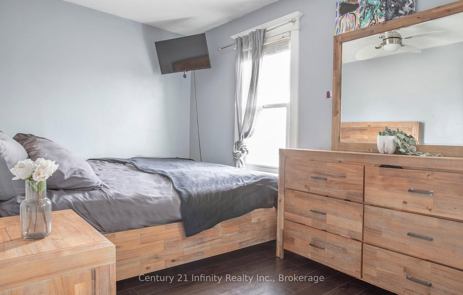 128 Birch Avenue • Hamilton, ON photo 9