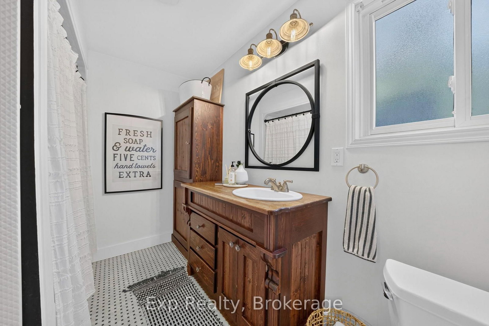 90 Cosy Cove Lane • Tweed, ON photo 23