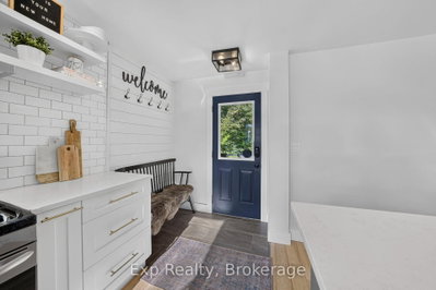 90 Cosy Cove Lane • Tweed, ON photo 6