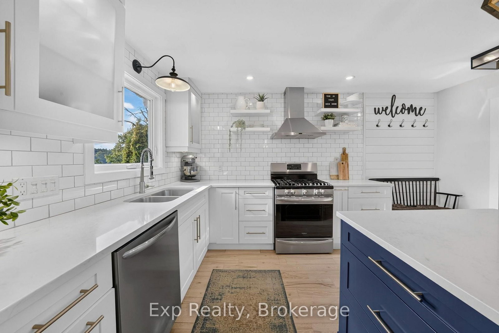 90 Cosy Cove Lane • Tweed, ON photo 9