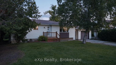 8 Grey Street • Southgate, ON photo 3