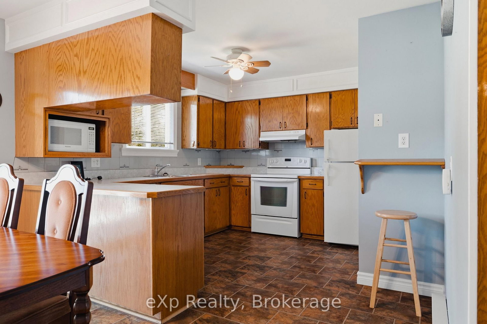 8 Grey Street • Southgate, ON photo 8