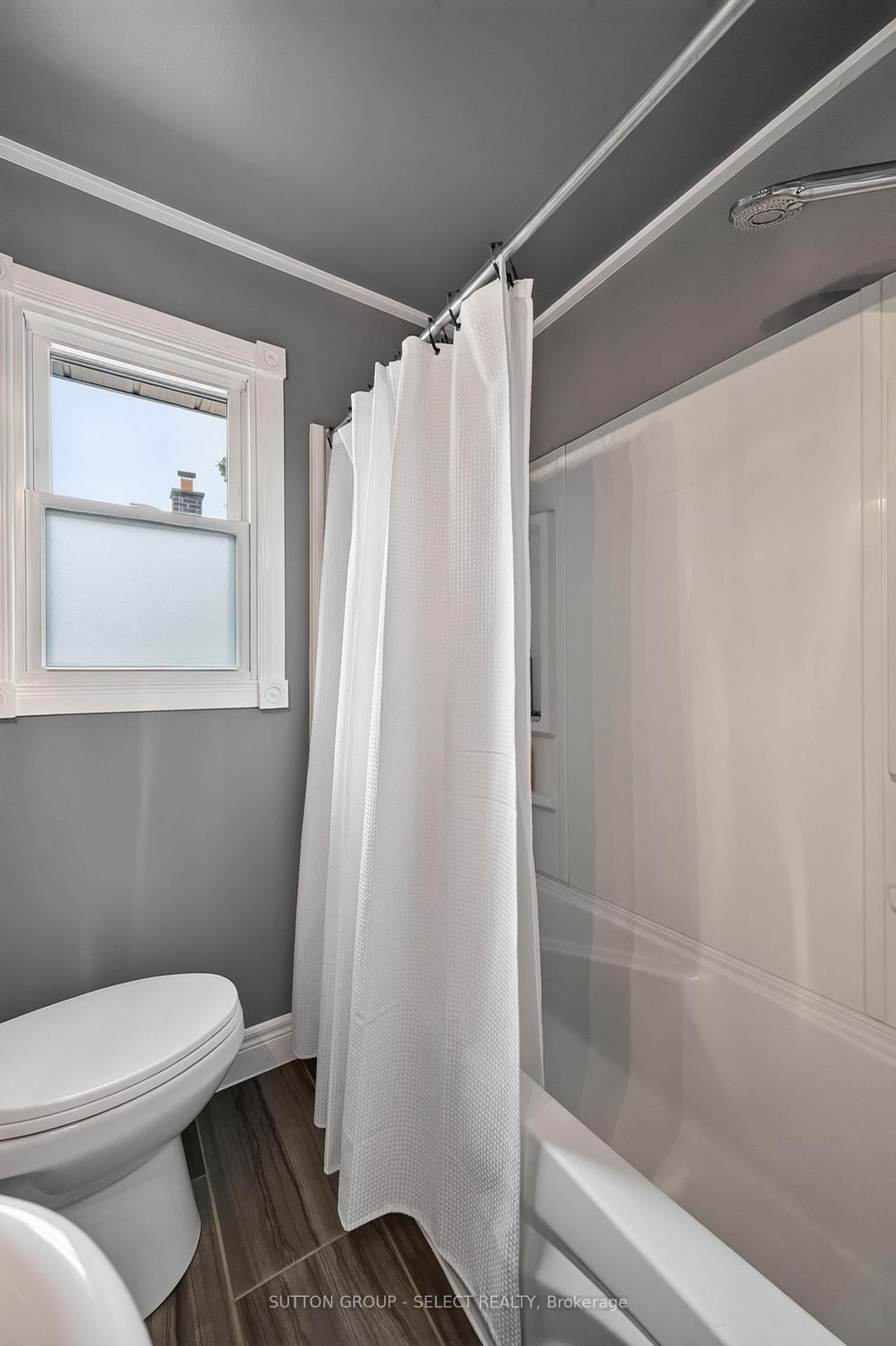 1852 Avalon Street • London East, ON photo 22