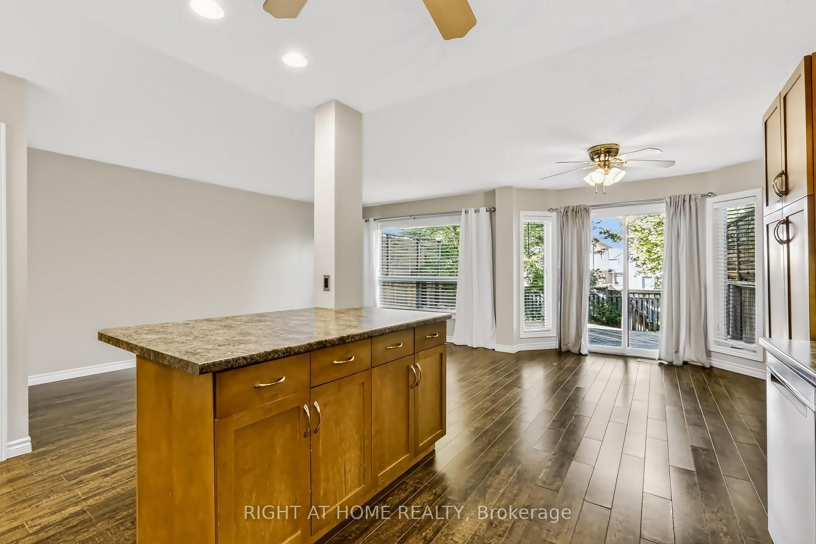 1811 Rollingacres Drive • London North, ON photo 12