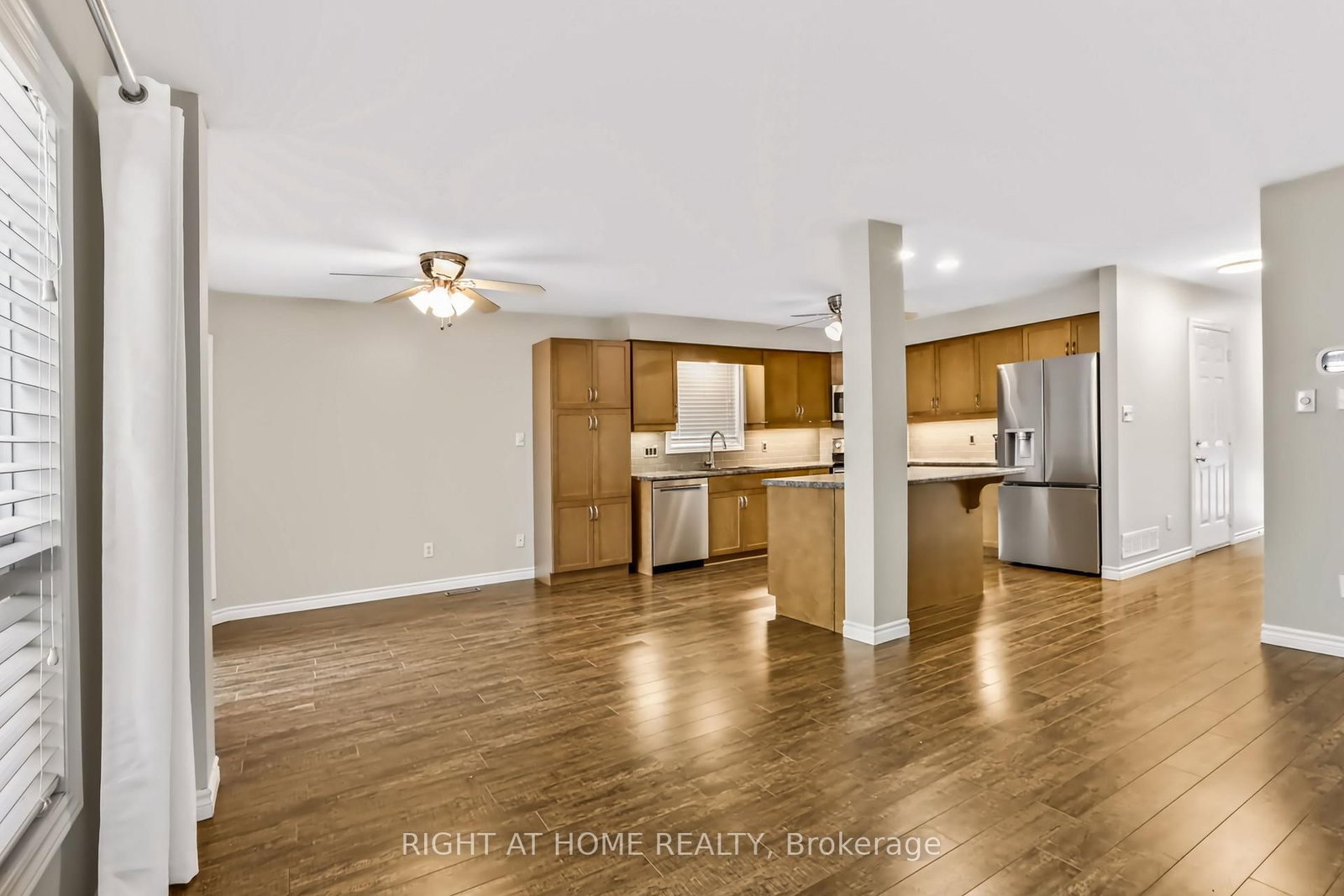 1811 Rollingacres Drive • London North, ON photo 9