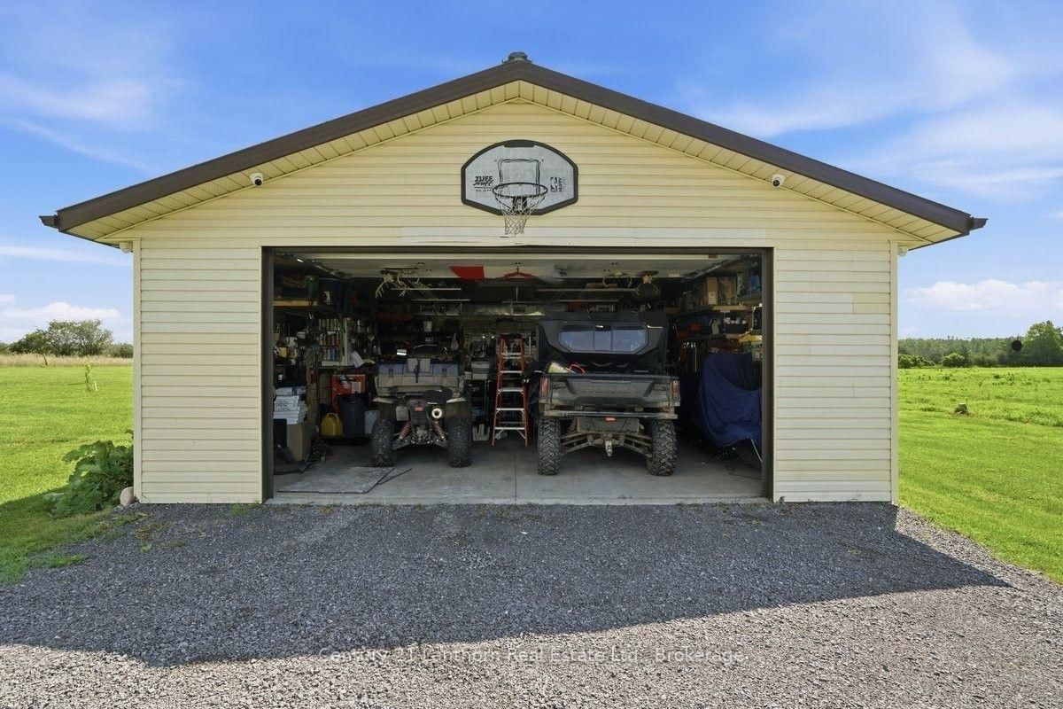 1039 Christian Road • Prince Edward County, ON photo 39