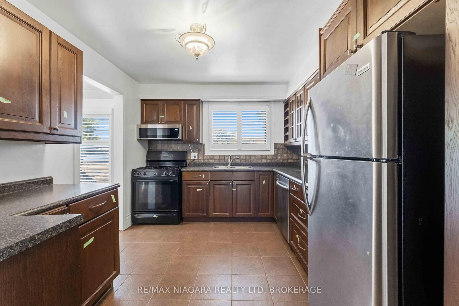 60 Brant Avenue • Welland, ON photo 16
