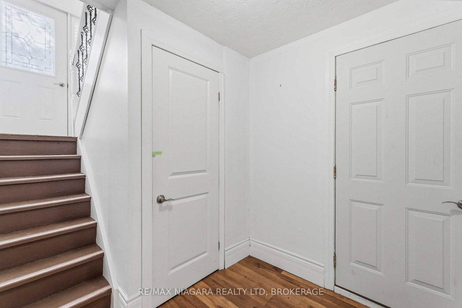 60 Brant Avenue • Welland, ON photo 5