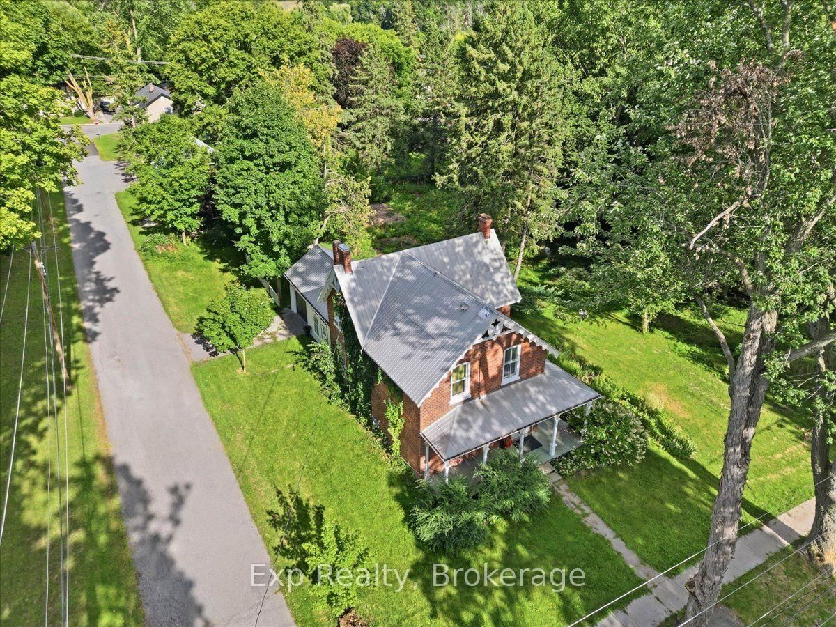 143 Edward Street • Stirling, ON photo 3