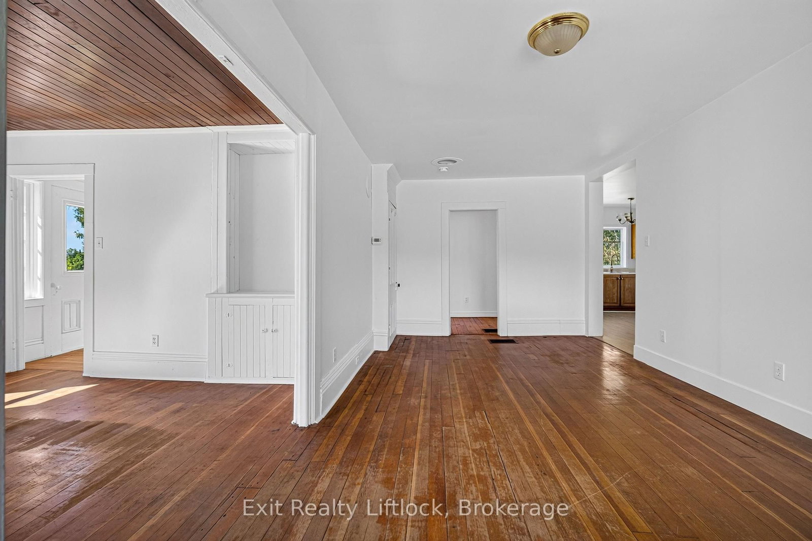 1952 County Rd 6 Road • Douro-Dummer, ON photo 10
