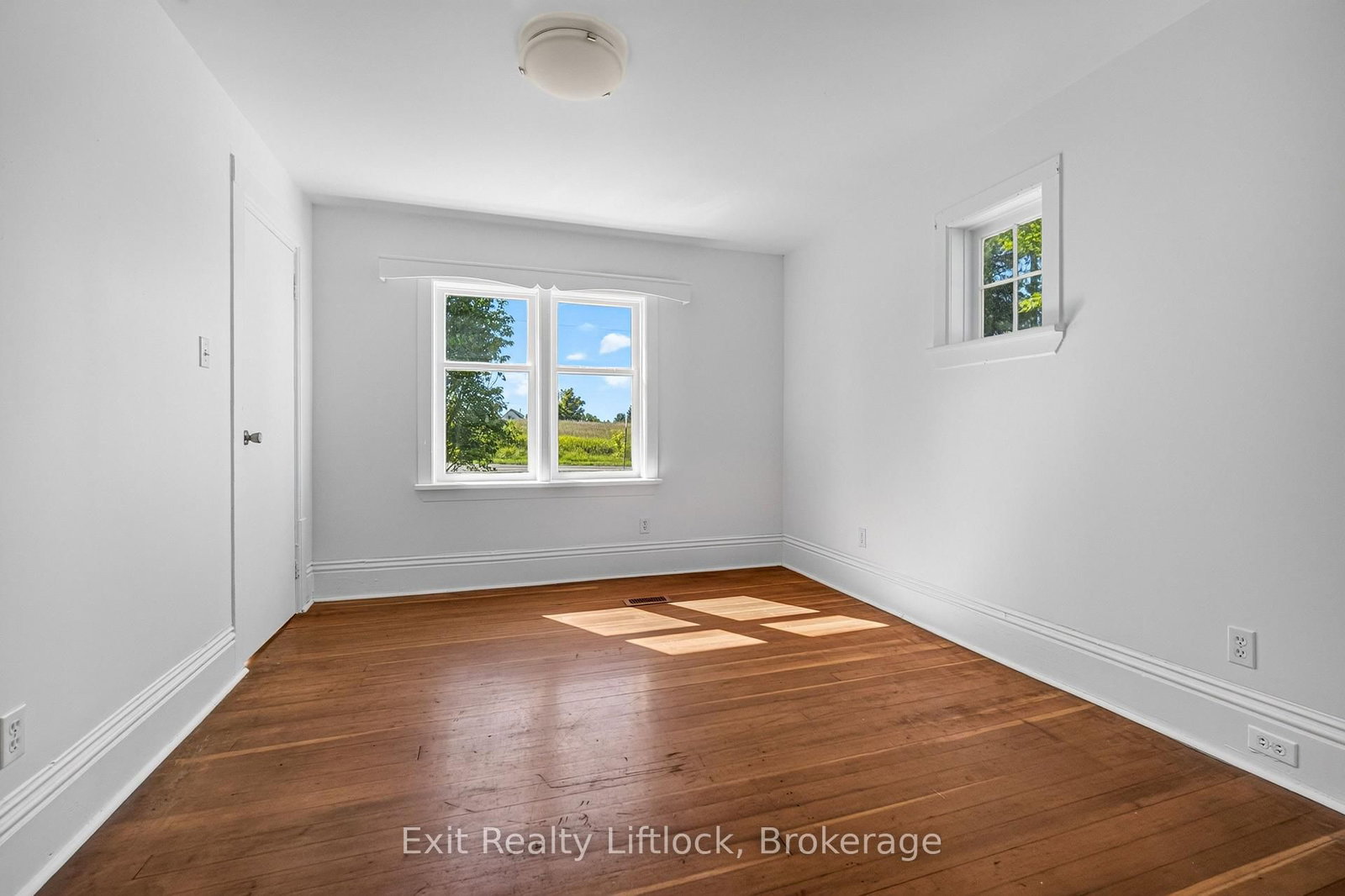 1952 County Rd 6 Road • Douro-Dummer, ON photo 15