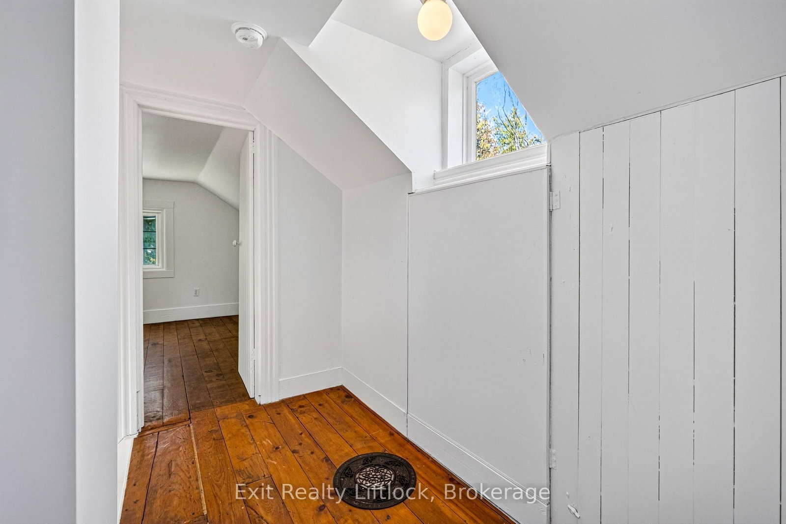 1952 County Rd 6 Road • Douro-Dummer, ON photo 26