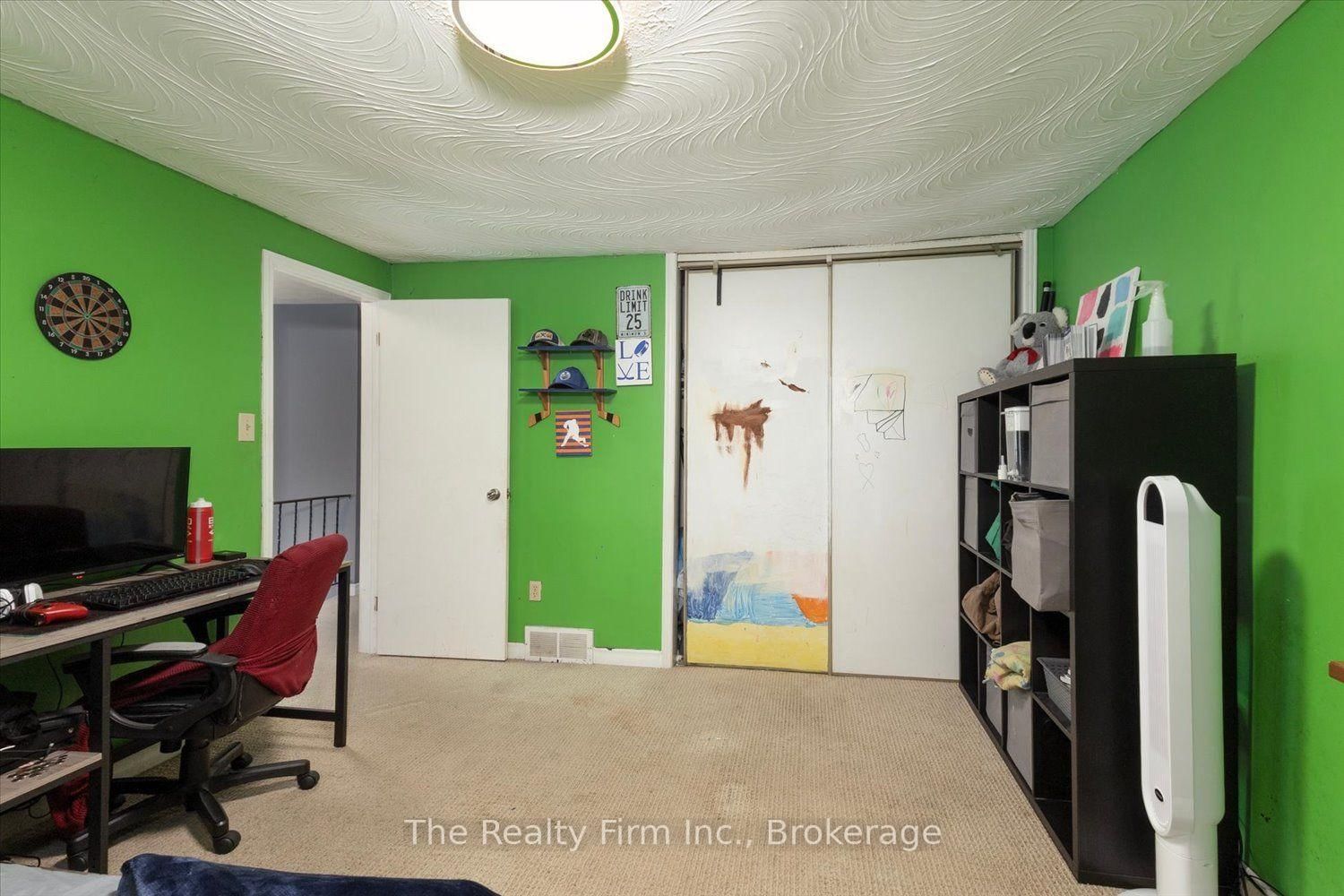 28 Nethercott Drive • Stratford, ON photo 16