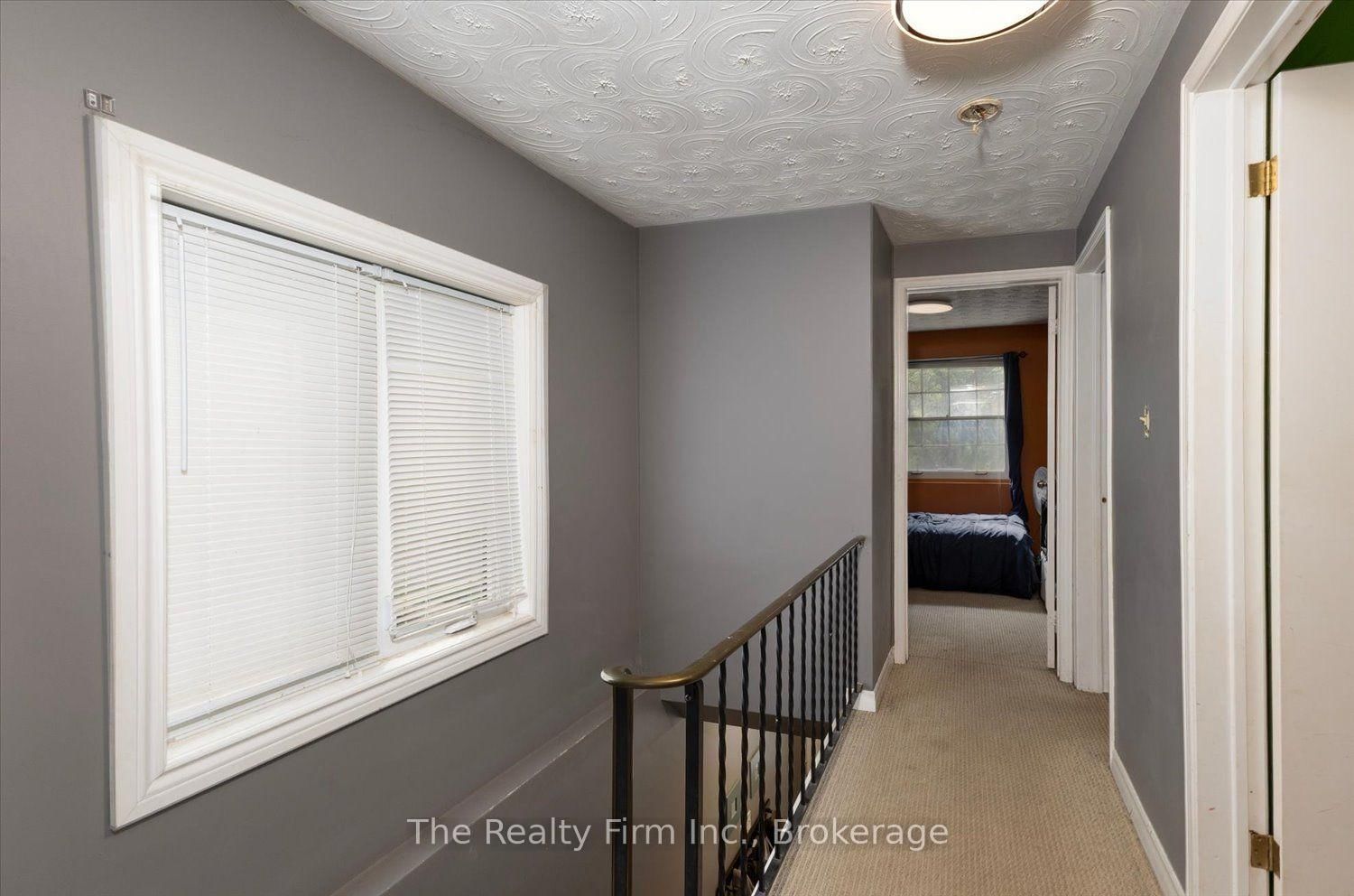 28 Nethercott Drive • Stratford, ON photo 18