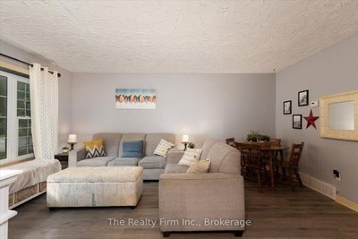 28 Nethercott Drive • Stratford, ON photo 9
