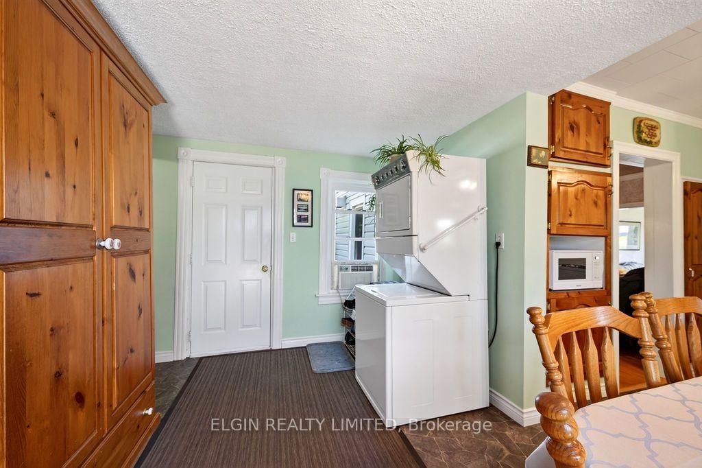 38236 Fingal Line • Southwold, ON photo 25