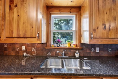 38236 Fingal Line • Southwold, ON photo 9