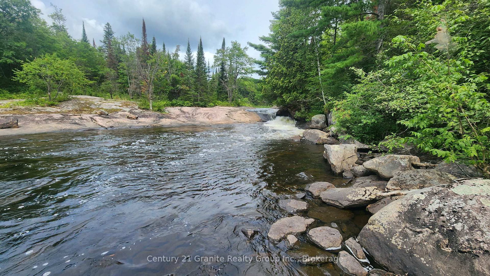 1241 Koshlong Lake Road • Dysart et al, ON photo 18