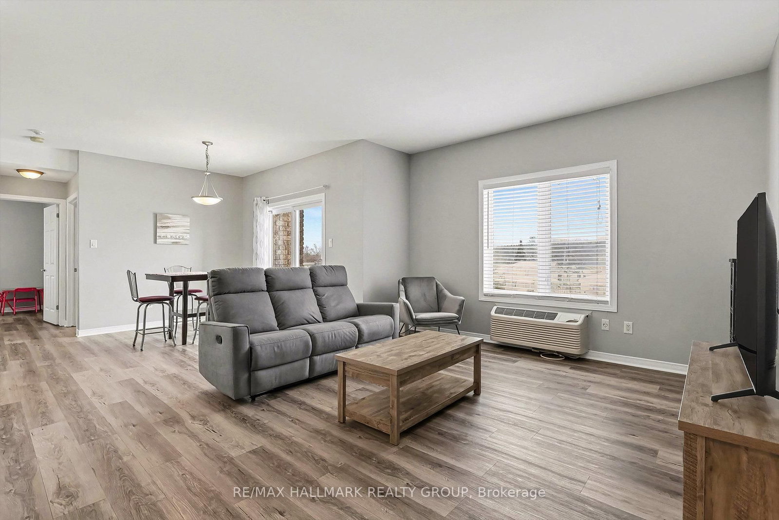 1026 Laurier Street • #208 • Clarence-Rockland, ON photo 5