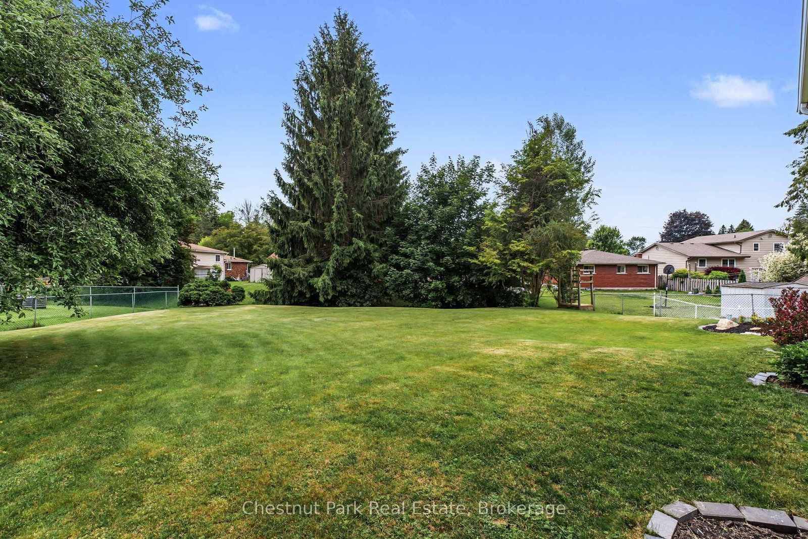 280 8th Avenue E • Owen Sound, ON photo 40