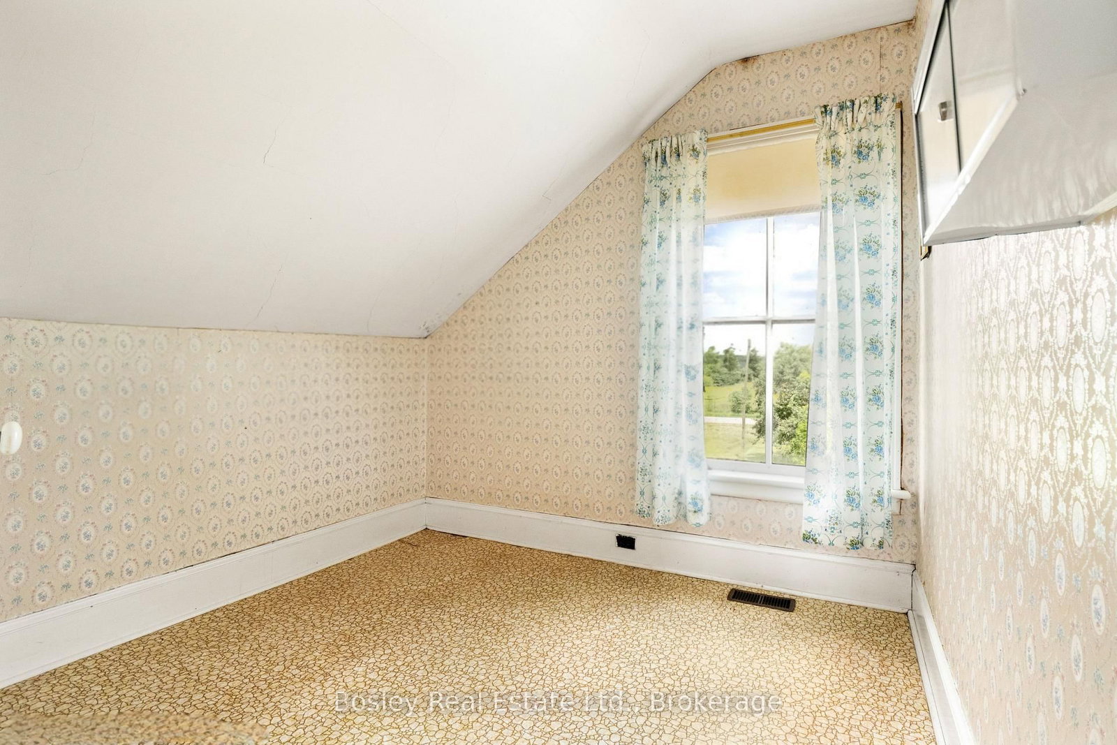 404302 20 Concession • Georgian Bluffs, ON photo 31