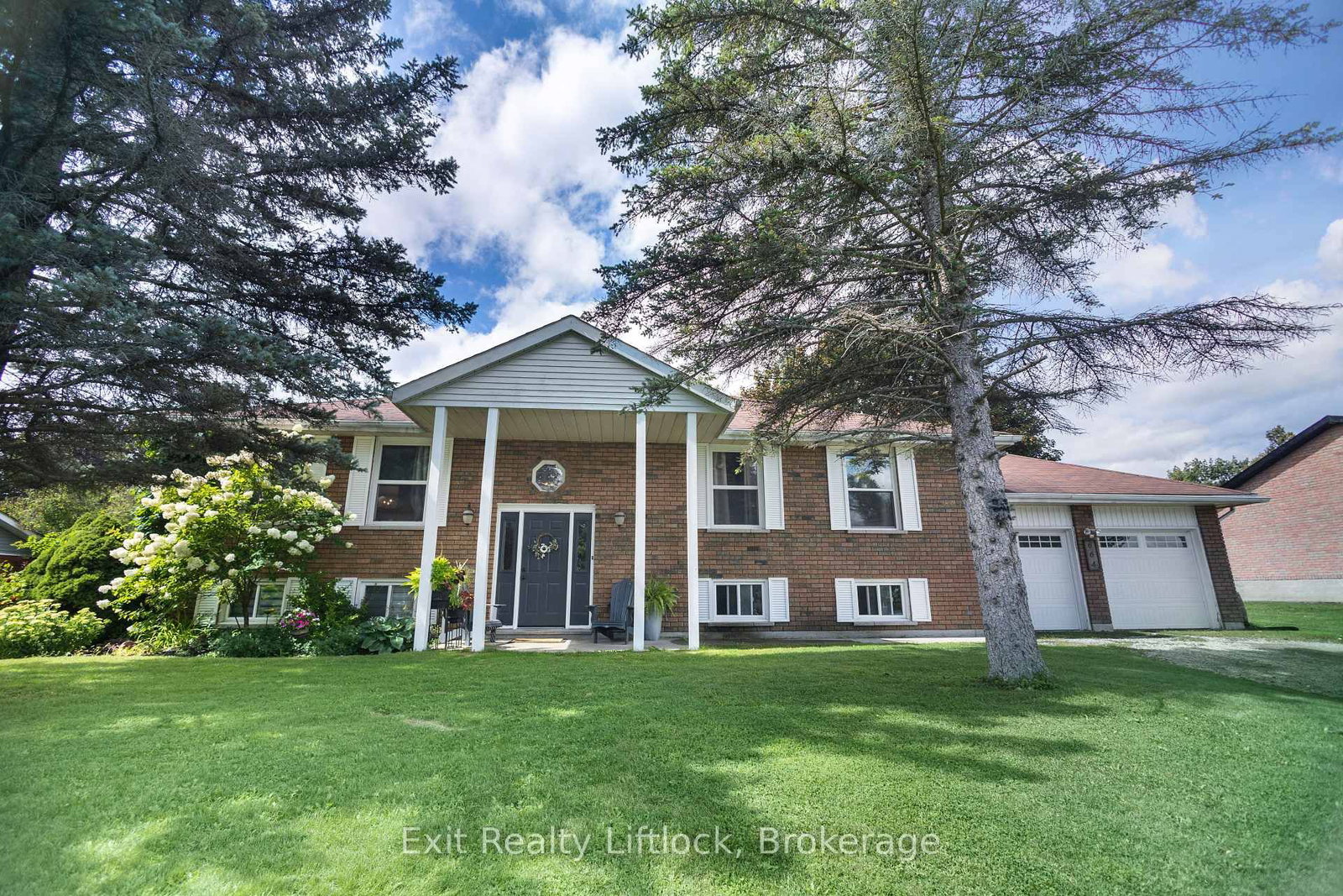 664 Brick Road • Selwyn, ON photo 1