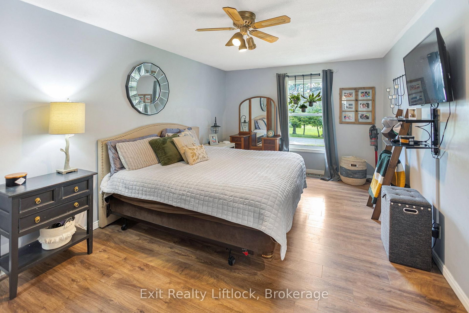 664 Brick Road • Selwyn, ON photo 18