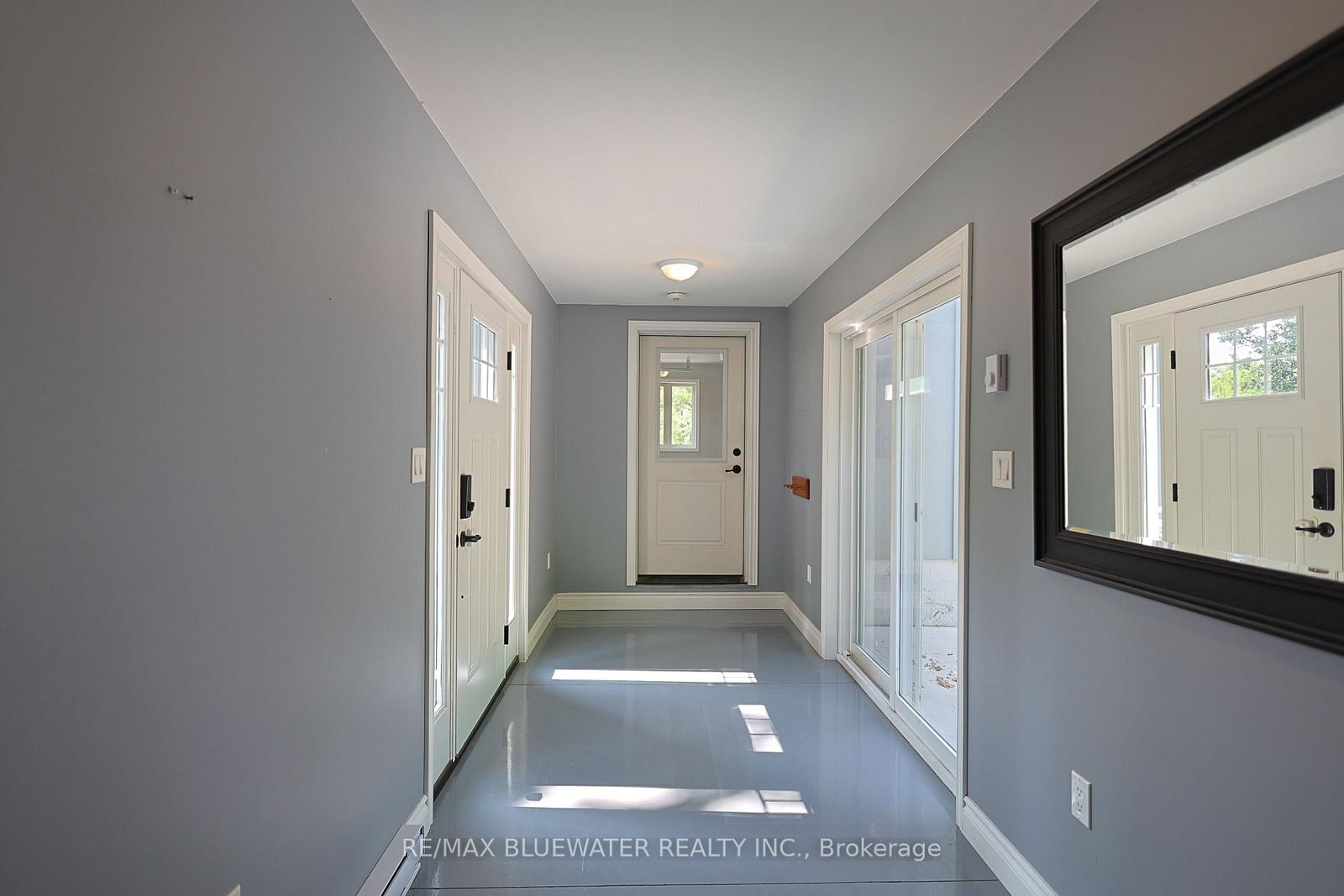 9994 Edward Street • Lambton Shores, ON photo 10