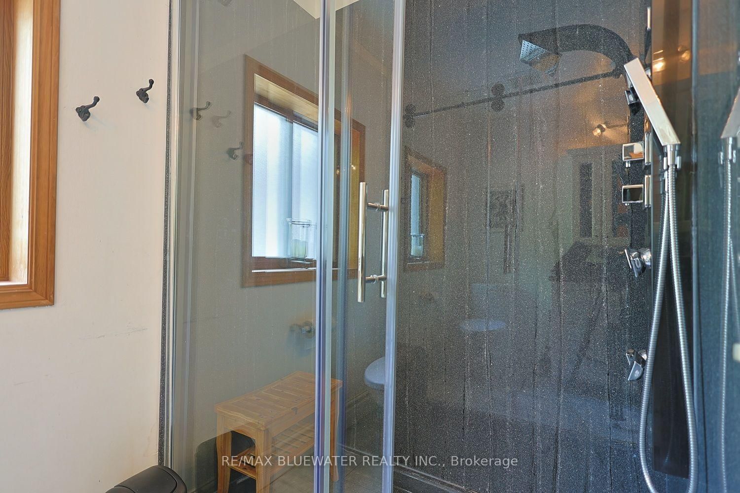 9994 Edward Street • Lambton Shores, ON photo 25