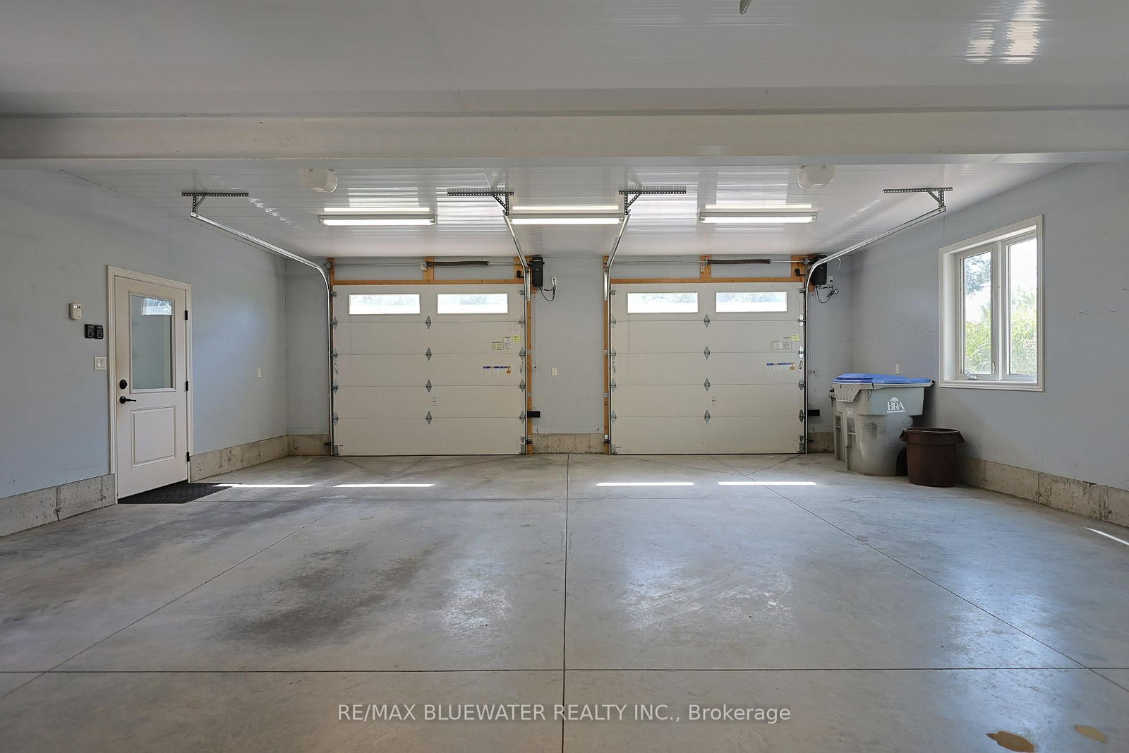 9994 Edward Street • Lambton Shores, ON photo 35