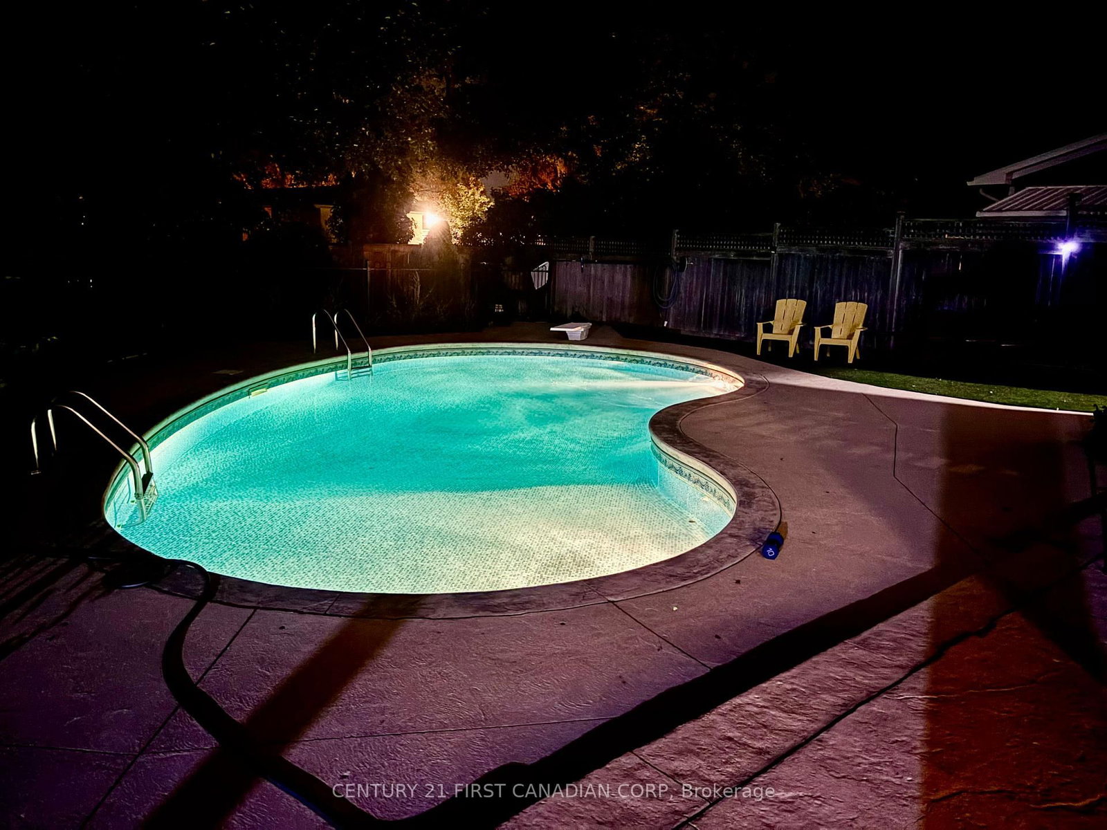 42 Portal Court • London North, ON photo 27