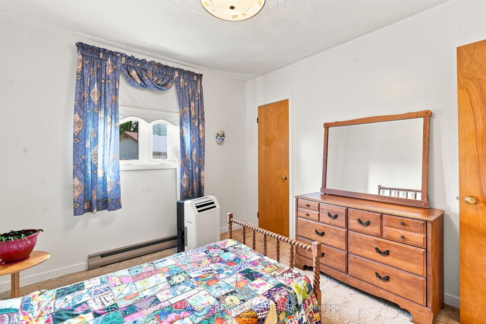 2012 Lajoie Street • Alfred and Plantagenet, ON photo 16