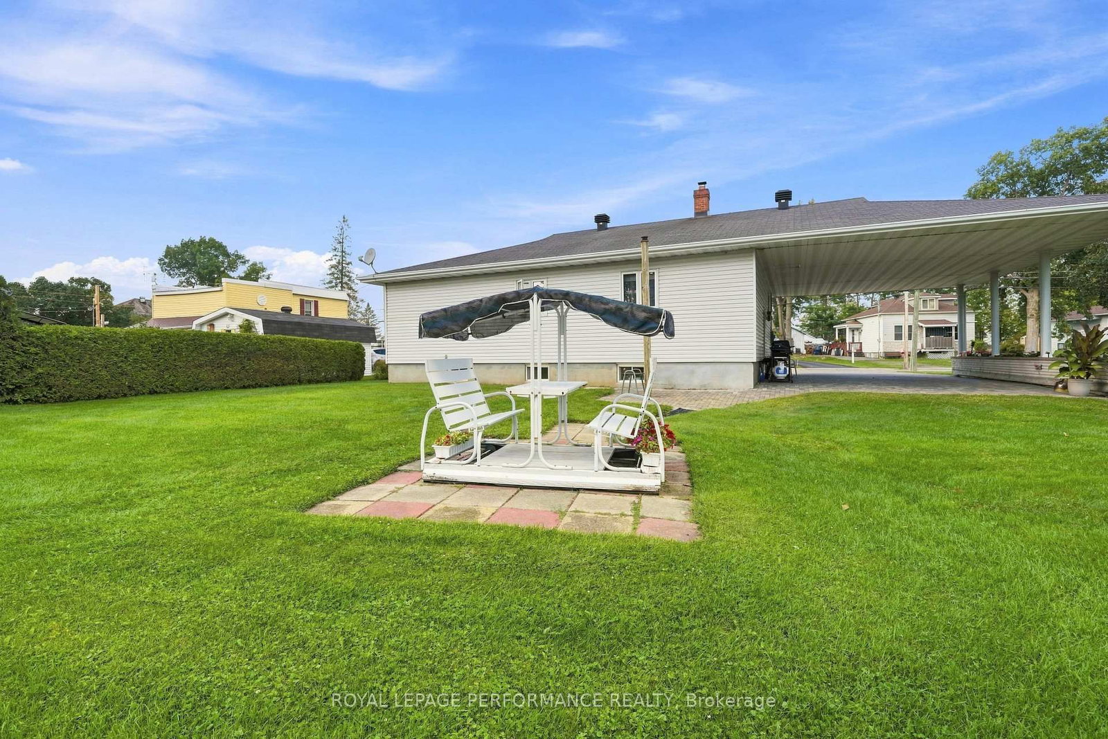 2012 Lajoie Street • Alfred and Plantagenet, ON photo 41