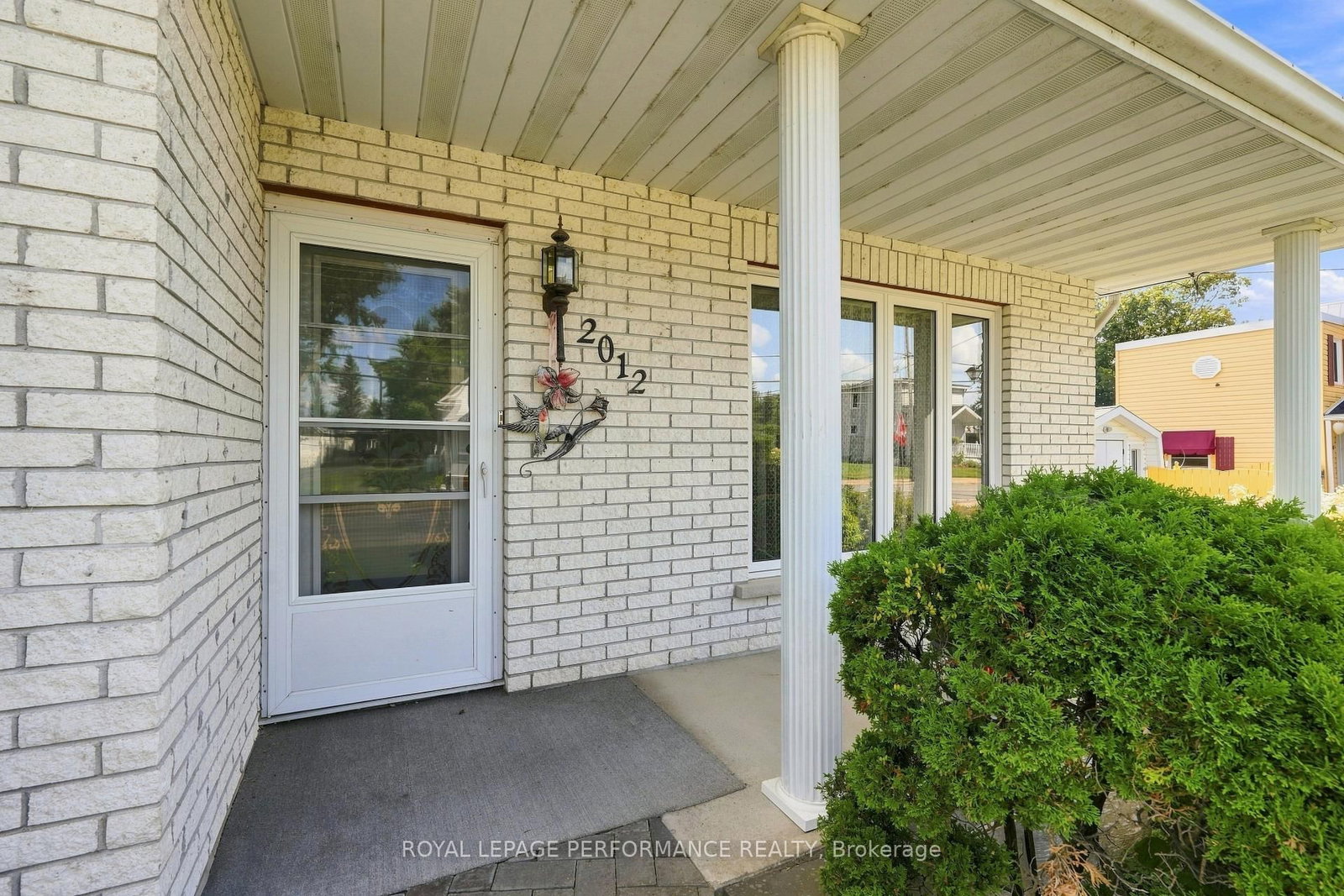 2012 Lajoie Street • Alfred and Plantagenet, ON photo 5