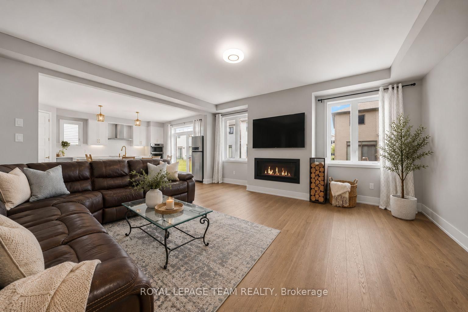 2413 Watercolours Way • Ottawa, ON photo 19