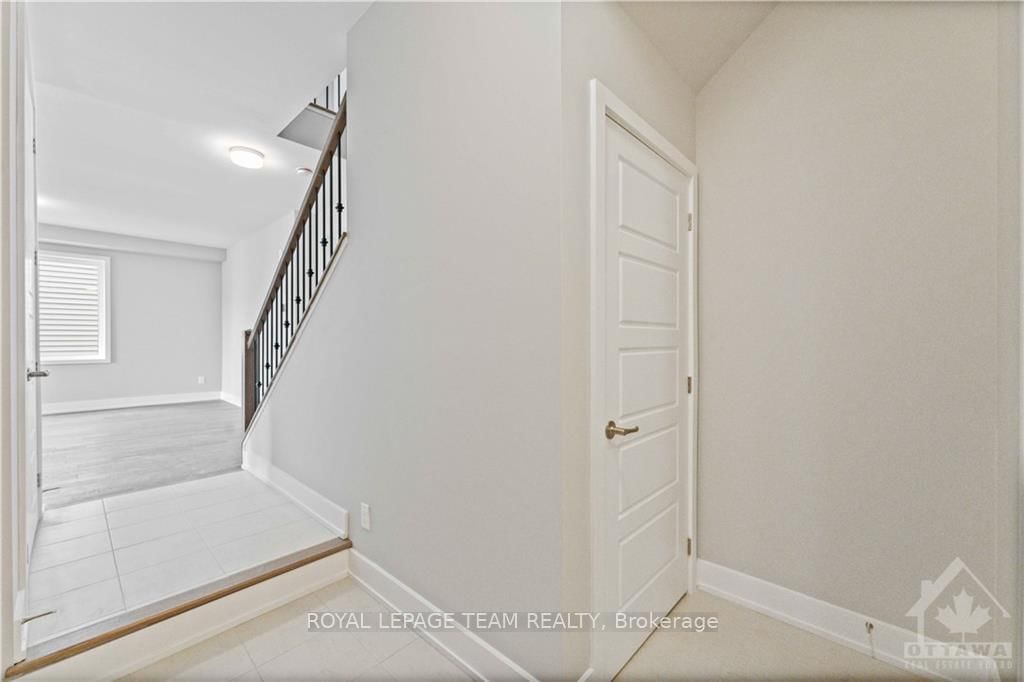 2413 Watercolours Way • Ottawa, ON photo 20