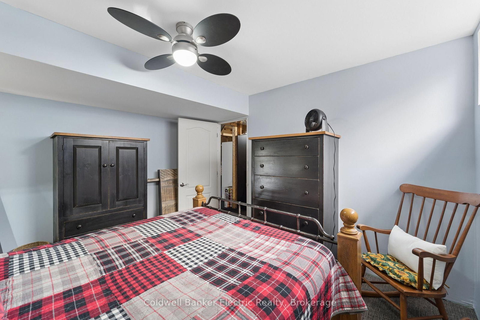 661 CLANCY Crescent • Peterborough, ON photo 34