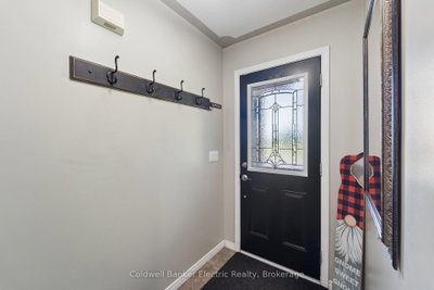 661 CLANCY Crescent • Peterborough, ON photo 5
