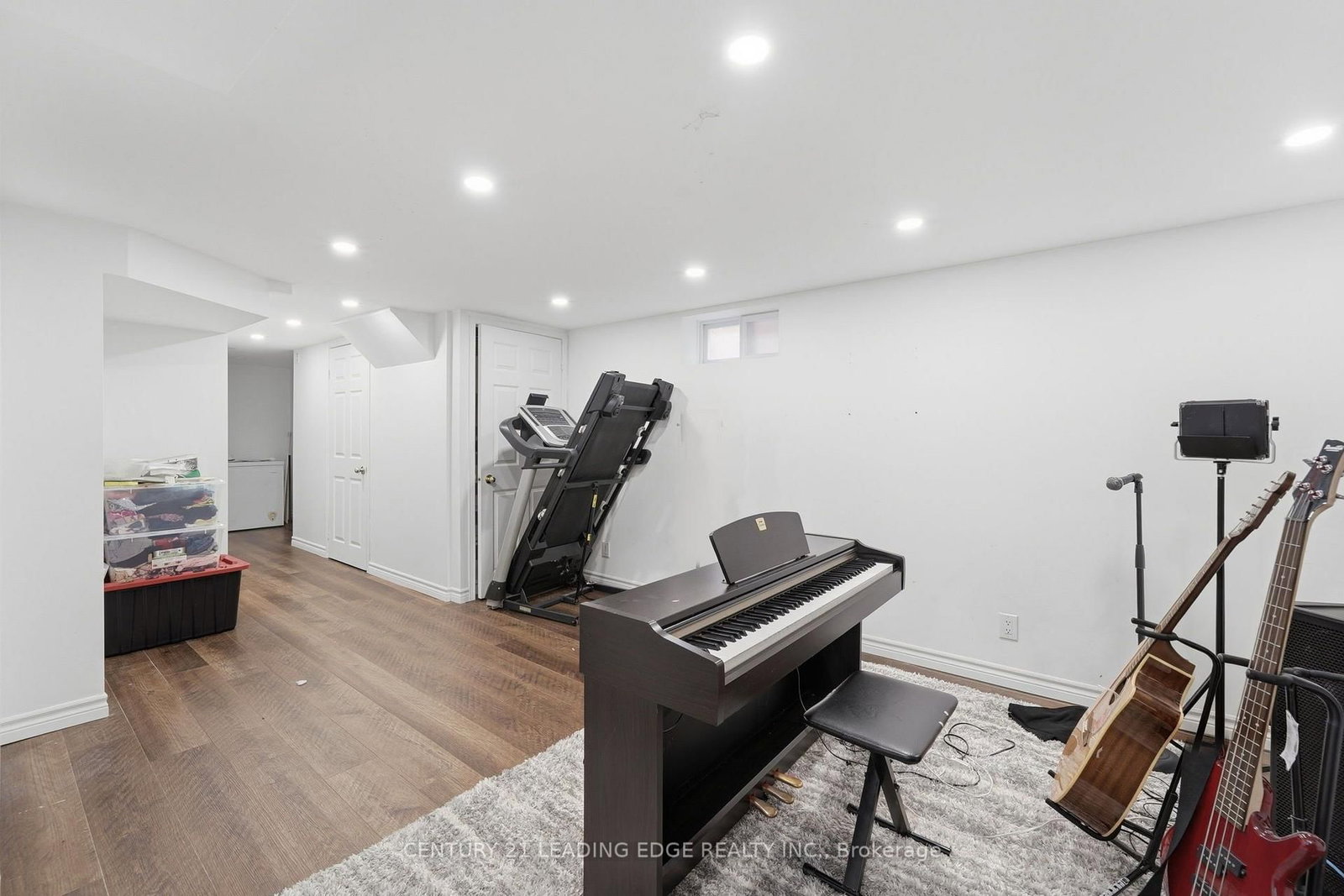 749 Stone Church Road E • Hamilton, ON photo 34