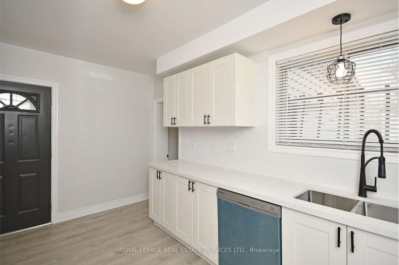 Main - 47 Emerald Avenue N
