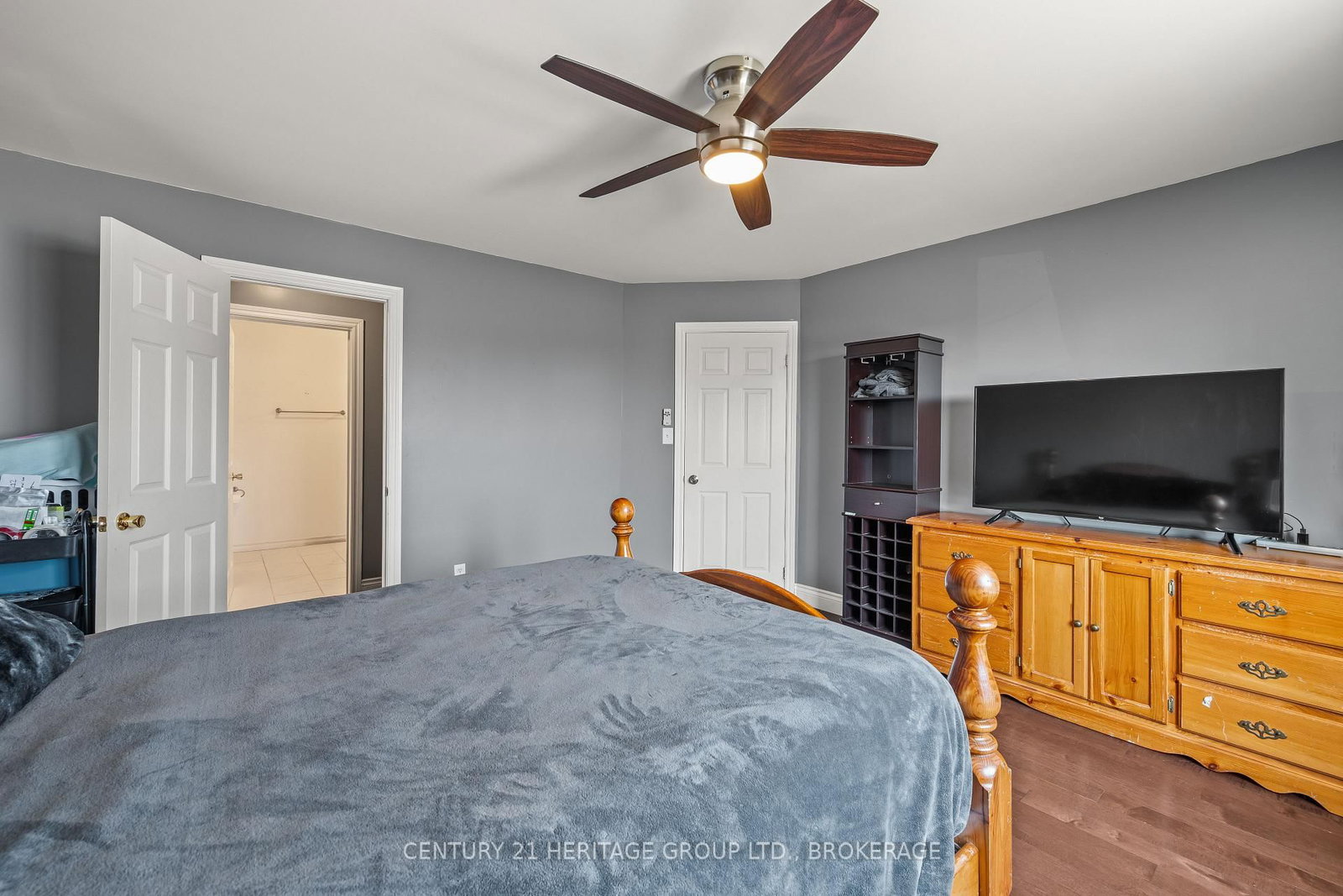 79 SPEERS Boulevard • Loyalist, ON photo 17
