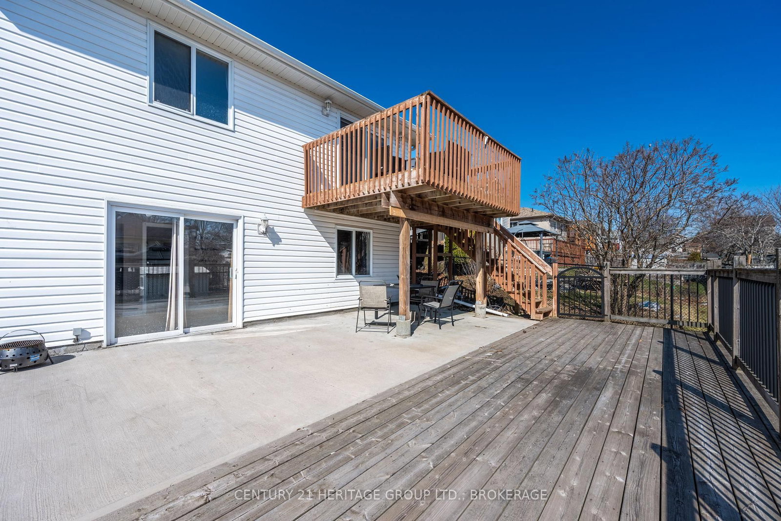 79 SPEERS Boulevard • Loyalist, ON photo 3