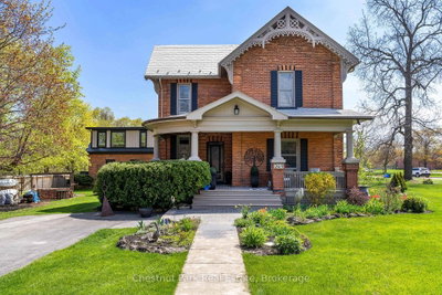 247 St Vincent Street • Meaford, ON photo 2