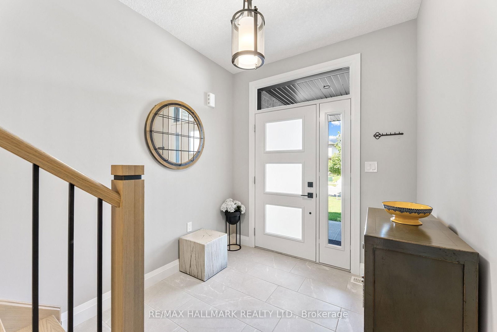 77 Rea Drive • Centre Wellington, ON photo 3