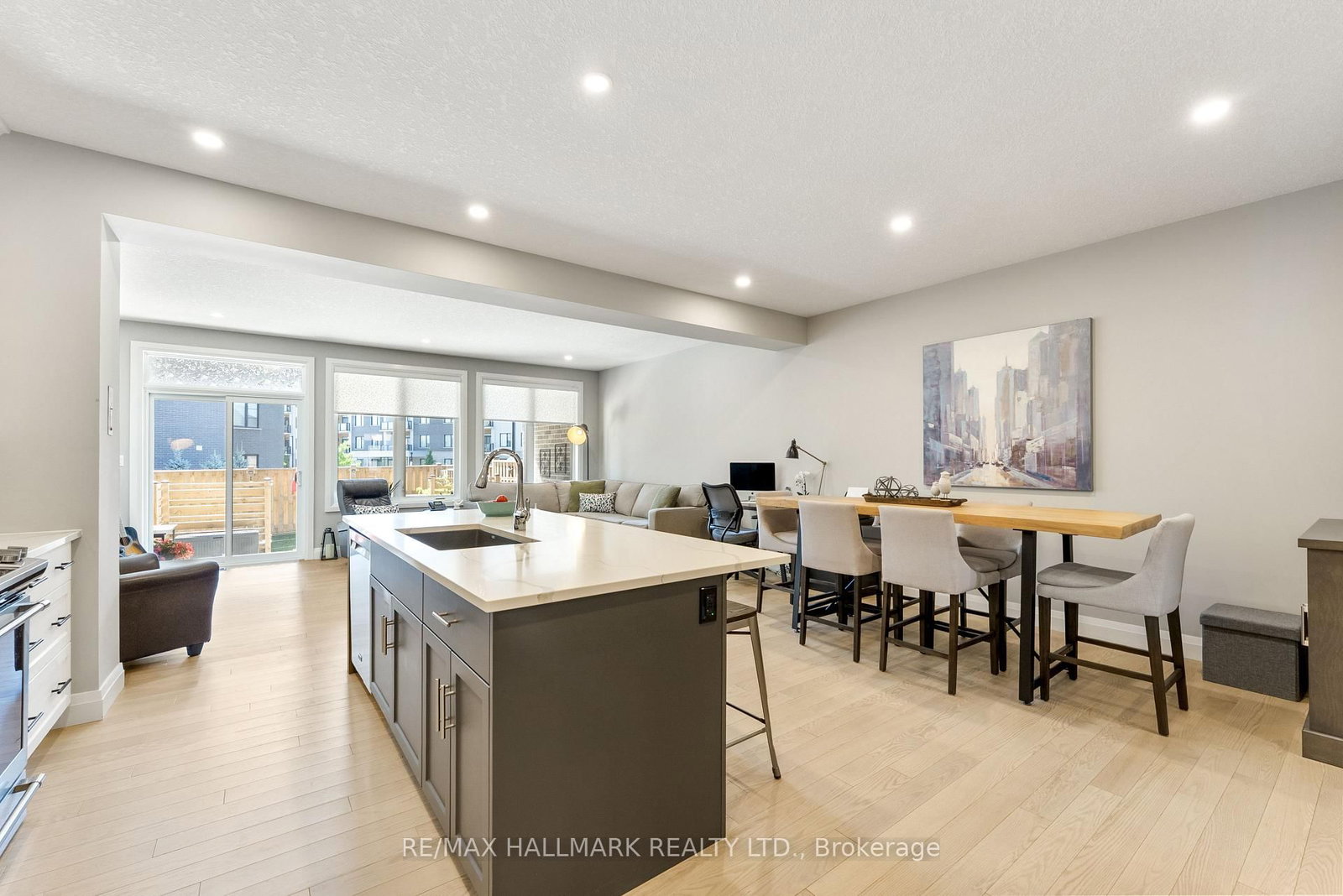77 Rea Drive • Centre Wellington, ON photo 8